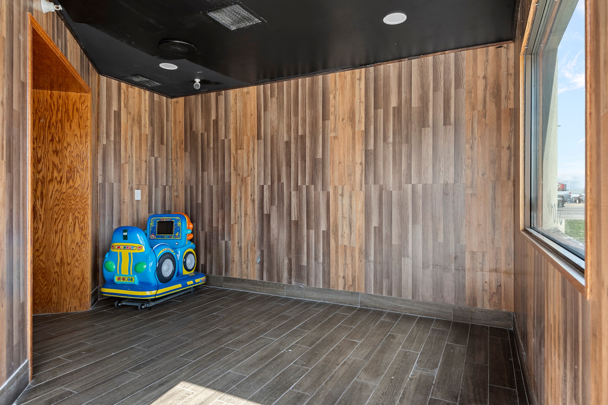 3101 S MacArthur Blvd, Springfield, IL for lease Interior Photo- Image 1 of 17