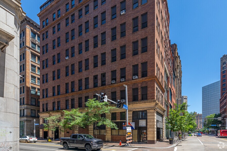 901 Liberty Ave, Pittsburgh, PA à vendre - Photo du bâtiment - Image 3 de 6