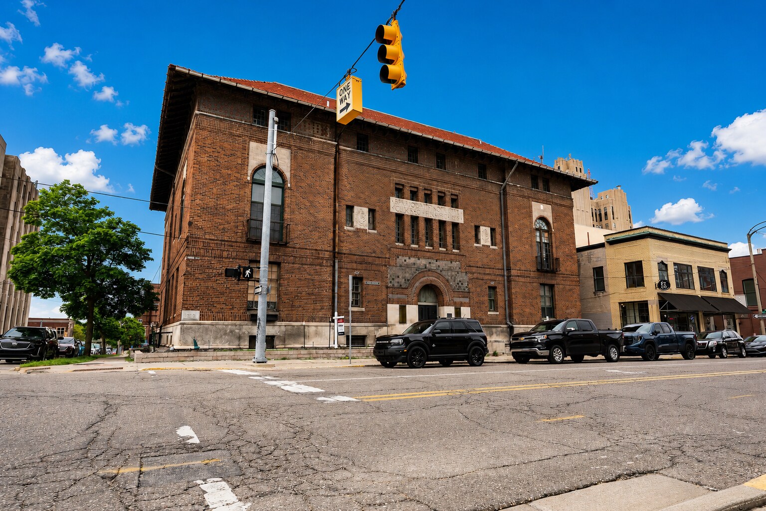 142 W 2nd St, Flint, MI for sale Building Photo- Image 1 of 32