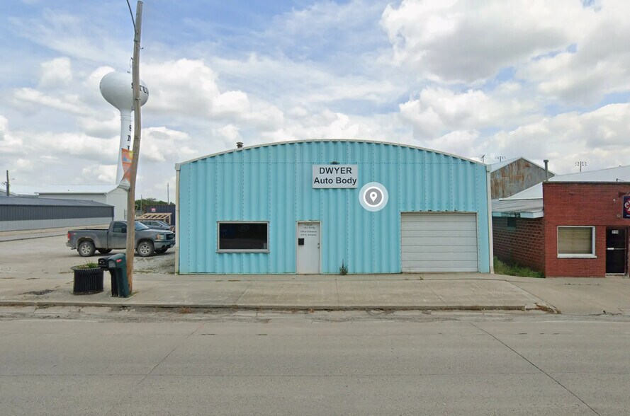 215 S Division St, Stuart, IA à louer - Photo du bâtiment - Image 2 de 18