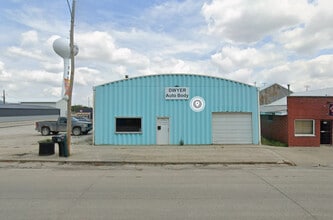 215 S Division St, Stuart, IA for lease Building Photo- Image 2 of 18