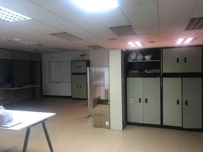 Office in Coslada, Madrid for lease Interior Photo- Image 2 of 10