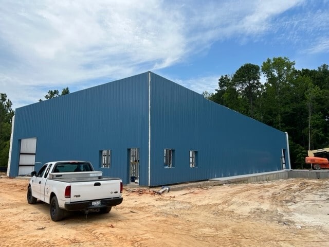 7641 Sandlapper Pky, North Charleston, SC for sale Primary Photo- Image 1 of 12