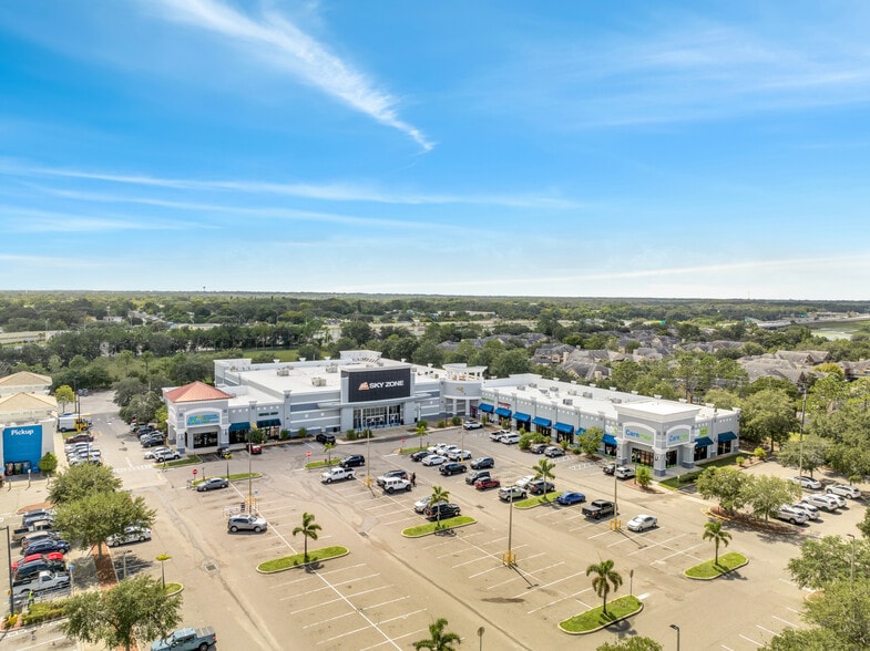 8010 W Colonial Dr, Orlando, FL for sale - Building Photo - Image 2 of 36