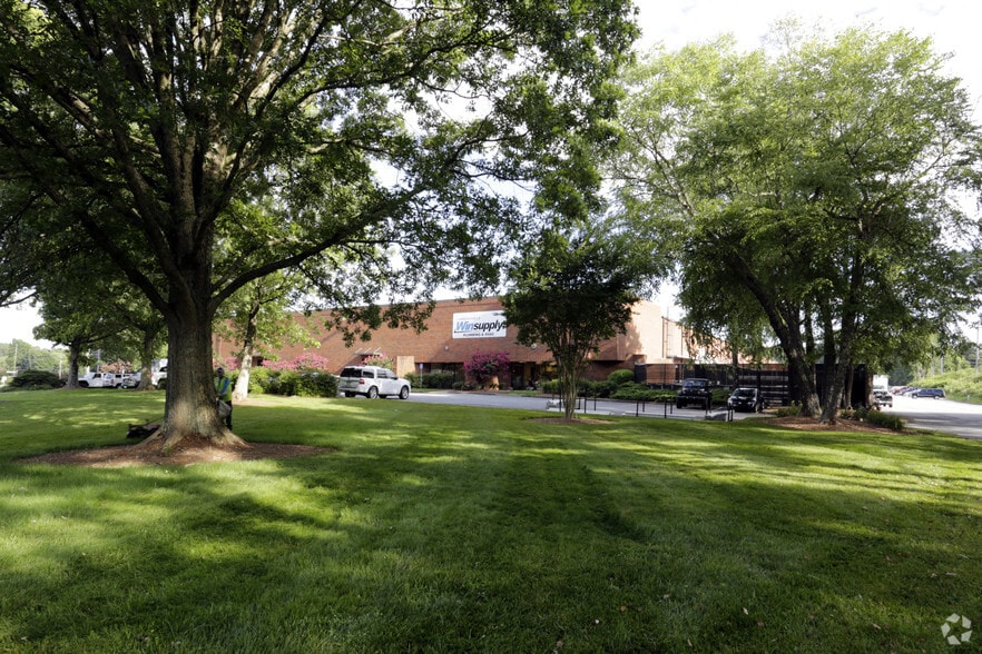 625 Old Norcross Rd, Lawrenceville, GA for lease - Primary Photo - Image 1 of 6