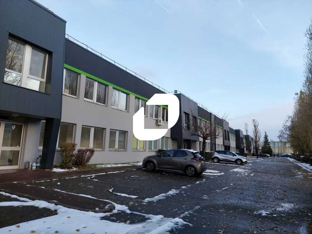 36 Rue Des Osiers, Coignières à louer Photo principale- Image 1 de 15