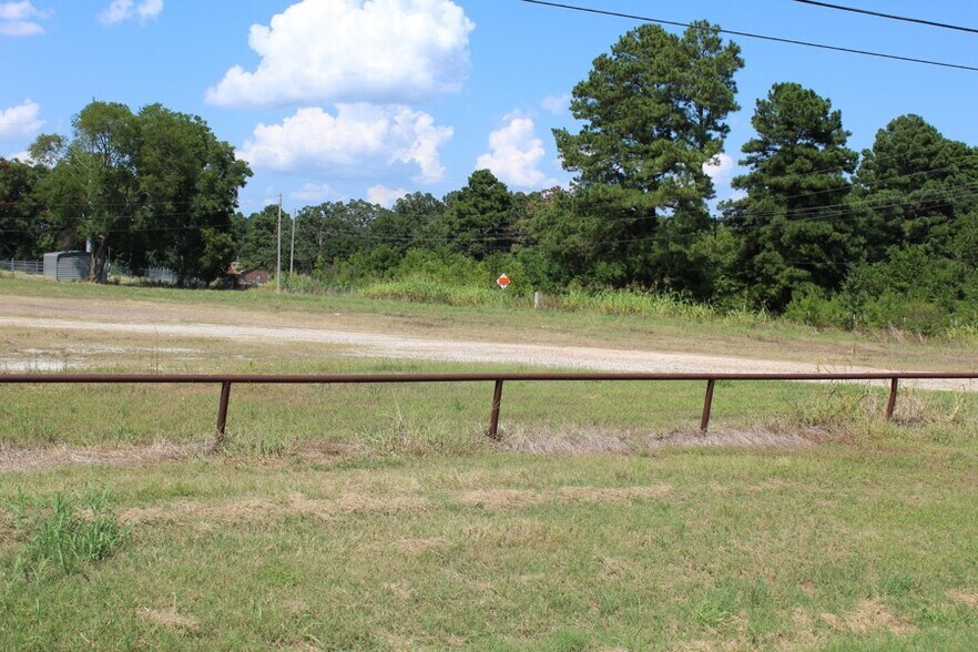 10252 US 82, De Kalb, TX à vendre - Photo du bâtiment - Image 2 de 5