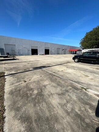Plus de détails pour 550 Gus Hipp Blvd, Rockledge, FL - Industriel à louer