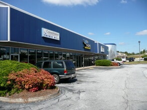 1303 Parker Rd SE, Conyers, GA for lease Interior Photo- Image 1 of 4