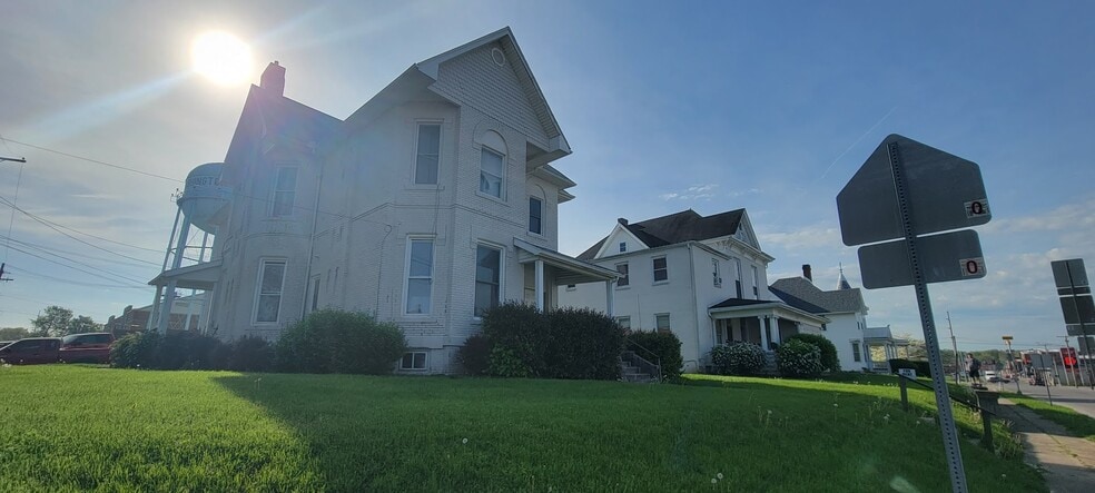 18 Unit Real Estate Investment Portfolio portfolio of 7 properties for sale on LoopNet.ca - Building Photo - Image 2 of 18