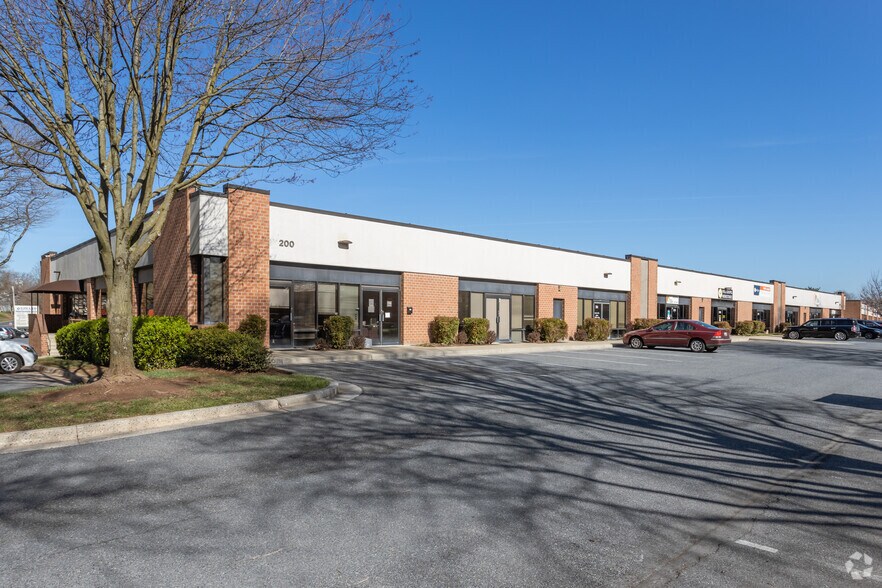 200 Girard St, Gaithersburg, MD à louer - Photo du bâtiment - Image 2 de 3