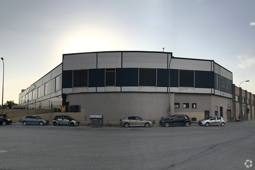 Calle de Ramón y Cajal, 60, Daganzo de Arriba, Madrid for lease - Building Photo - Image 3 of 3