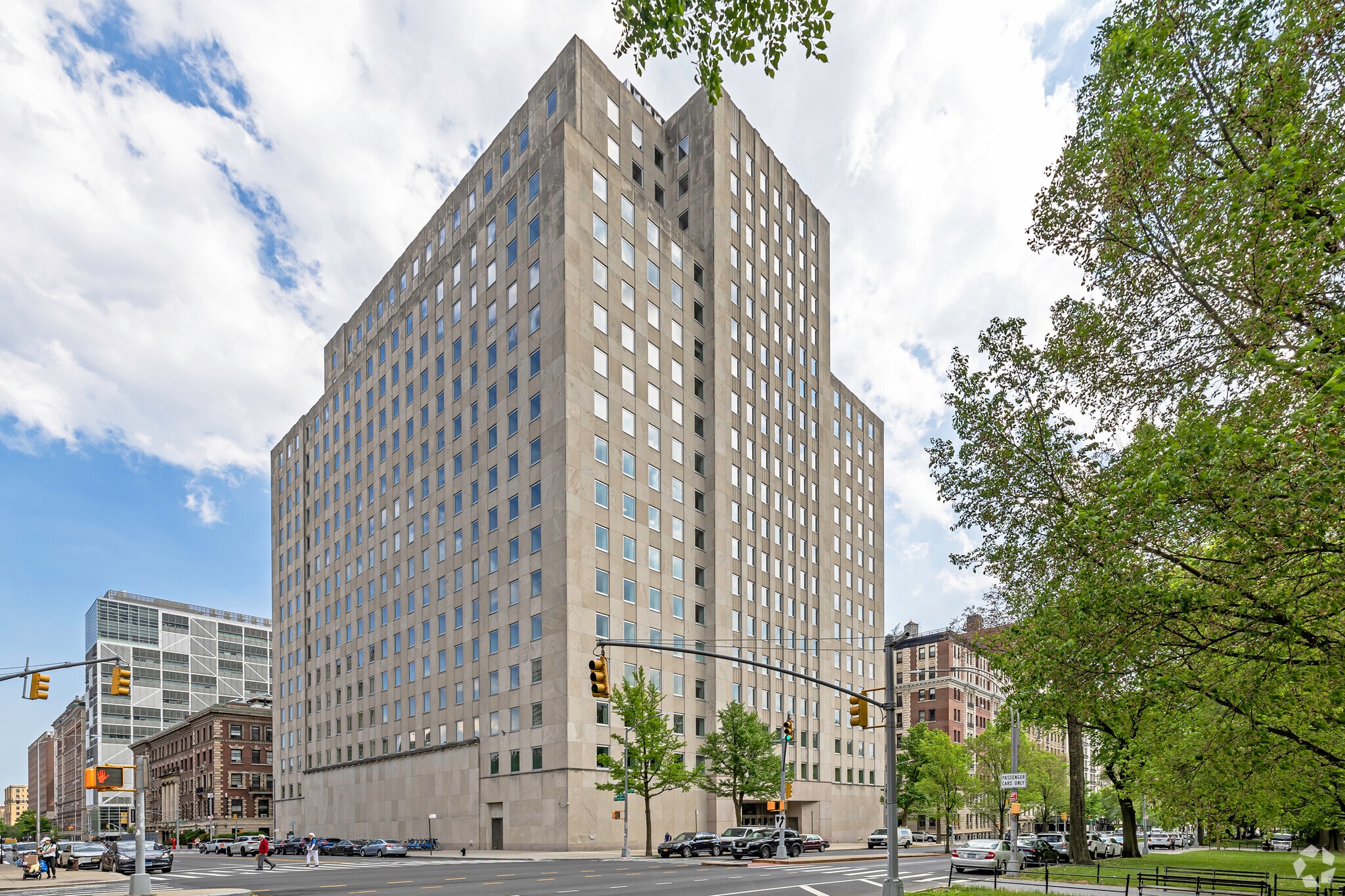 475 Riverside Dr, New York, NY for lease Primary Photo- Image 1 of 7