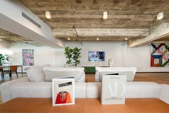 605 lincoln Rd, Miami Beach, FL à louer Photo intérieure- Image 2 de 19