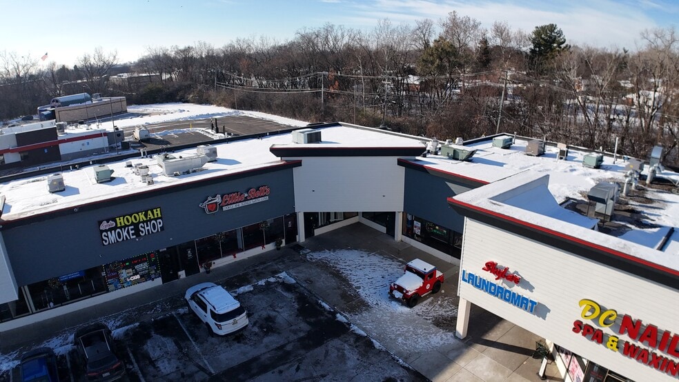 14615-14839 Telegraph Rd, Redford, MI for lease - Building Photo - Image 3 of 9