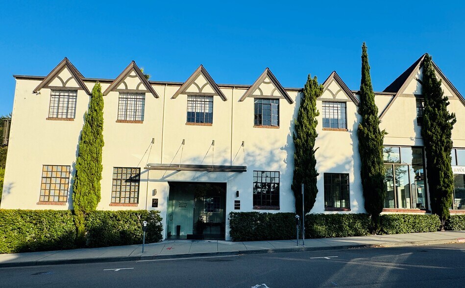 78 E Blithedale Ave, Mill Valley, CA à louer - Photo du bâtiment - Image 2 de 9