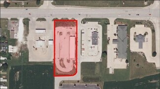 Plus de détails pour 1631 E Jackson, Macomb, IL - Spécialité à vendre