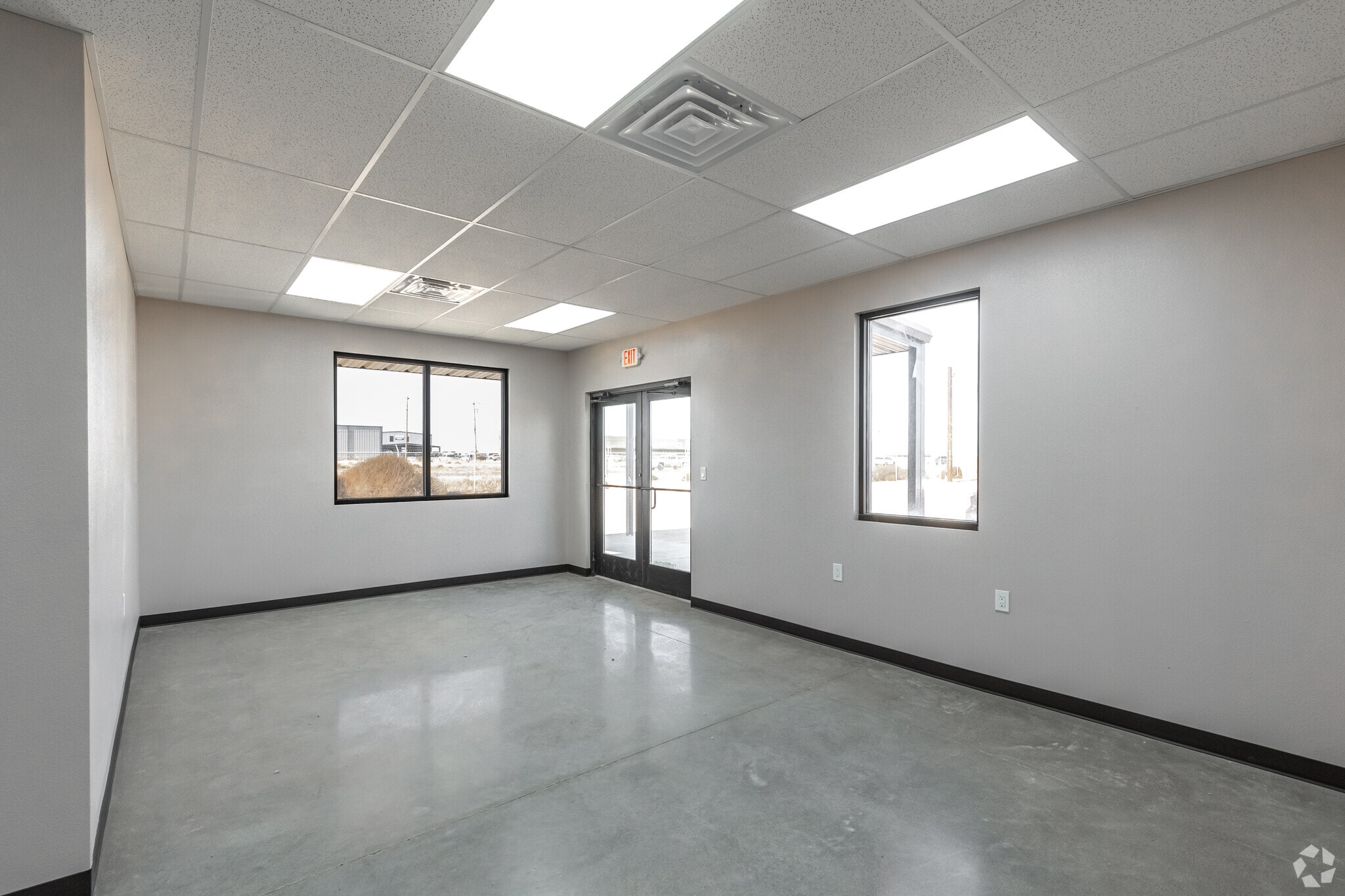 3717 S County Rd 1232, Midland, TX for sale Interior Photo- Image 1 of 8