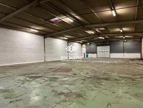 Flex in Saint-Ouen-l'Aumône for lease Interior Photo- Image 1 of 2