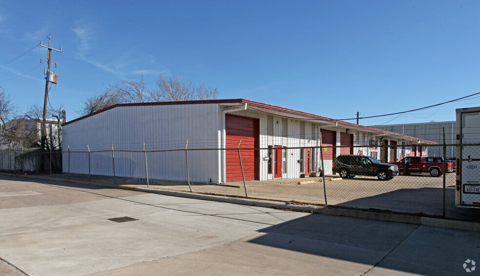 13200 Hempstead Hwy, Houston, TX à louer - Photo principale - Image 3 de 4