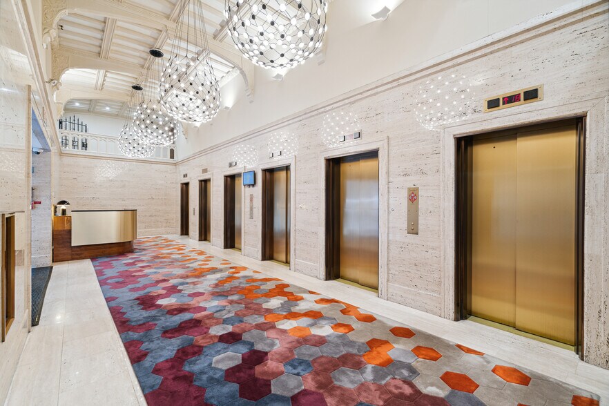 1405 Locust St, Philadelphia, PA à louer - Hall d’entrée - Image 2 de 10