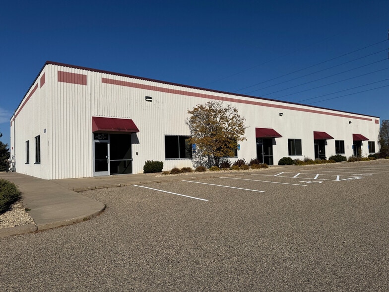 21170 Eaton Ave, Farmington, MN for sale - Building Photo - Image 3 of 9