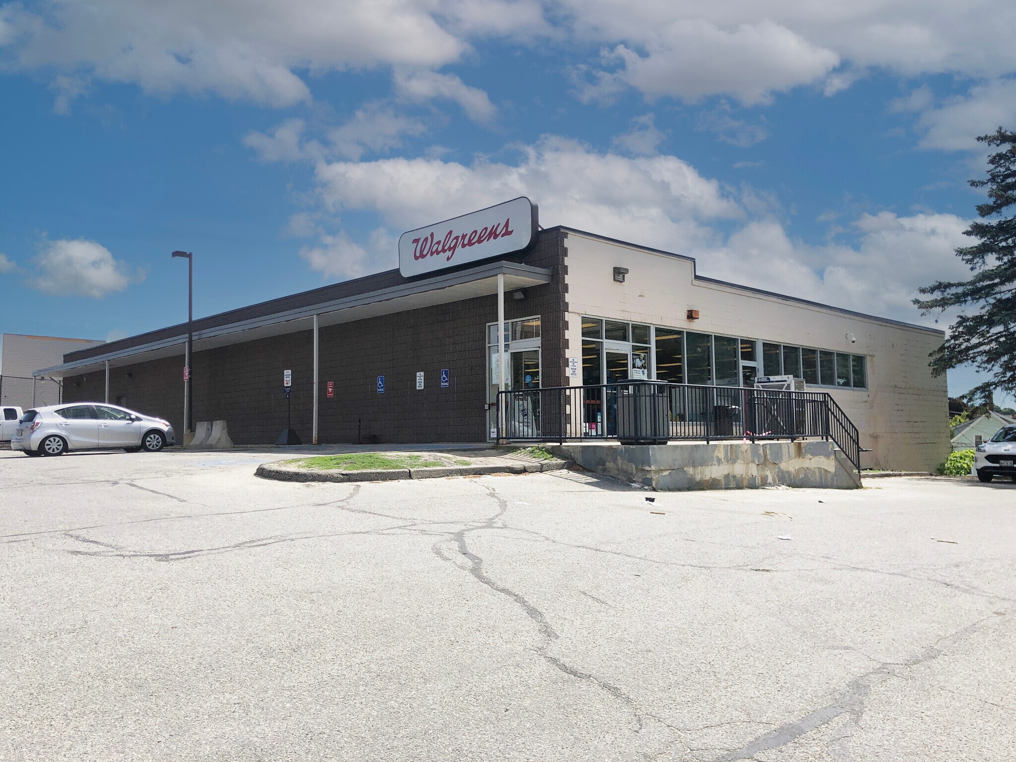 315 Main St, Lewiston, ME à vendre Photo du bâtiment- Image 1 de 8