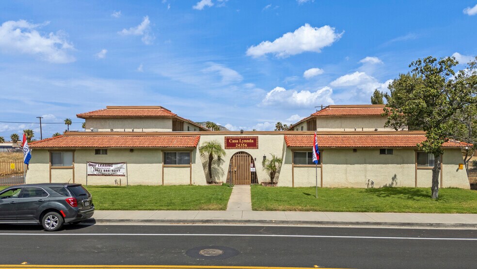 24356 Webster Ave, Moreno Valley, CA à vendre - Photo du bâtiment - Image 2 de 7