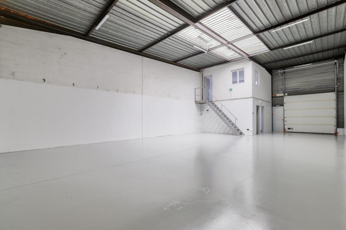 6 Rue Du Bois Des Ponts, SAINT-OUEN-L'AUMONE for lease Building Photo- Image 1 of 10