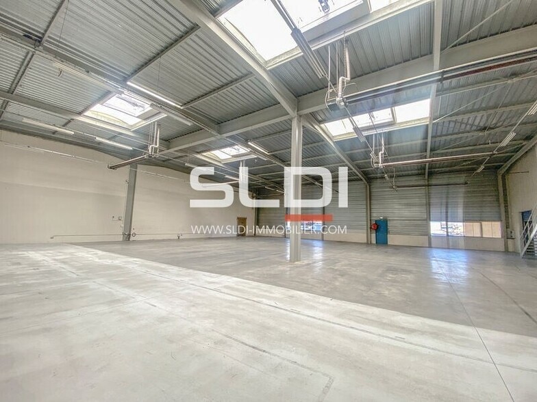Rue Jacquard, Chassieu for lease - Building Photo - Image 2 of 9