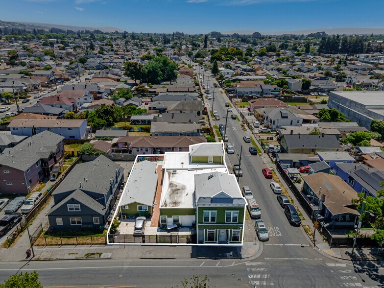 1152 98th Ave, Oakland, CA à vendre - Photo du bâtiment - Image 3 de 6