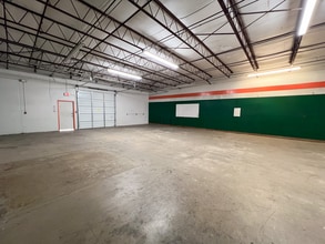 6737 Poss Rd, San Antonio, TX for lease Interior Photo- Image 2 of 13