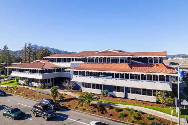 Plus de détails pour 851 Irwin St, San Rafael, CA - Bureau à louer