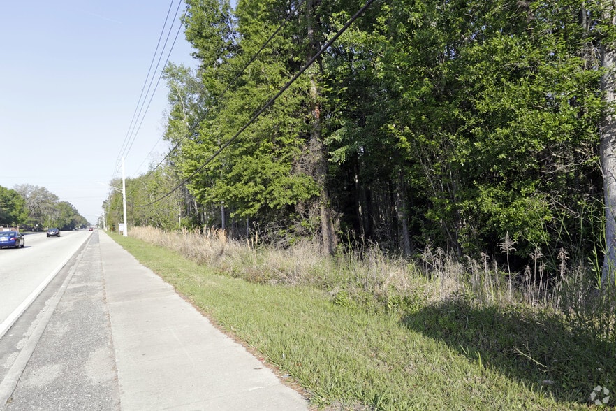 3653 Dunn Ave, Jacksonville, FL for sale - Primary Photo - Image 1 of 2