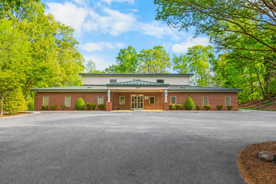 510 Emergency Dr, Lexington, NC à vendre - Photo du bâtiment - Image 1 de 13