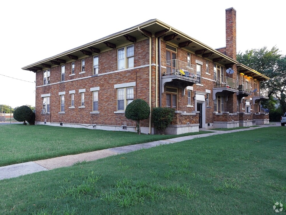 1214 Overton Park Ave, Memphis, TN for sale Primary Photo- Image 1 of 33