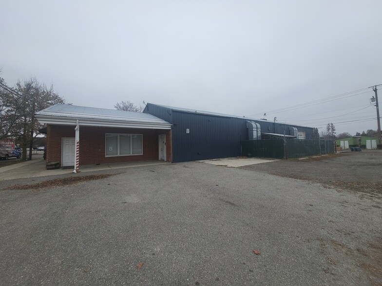 415 E 3rd Ave, Post Falls, ID for sale - Building Photo - Image 1 of 5