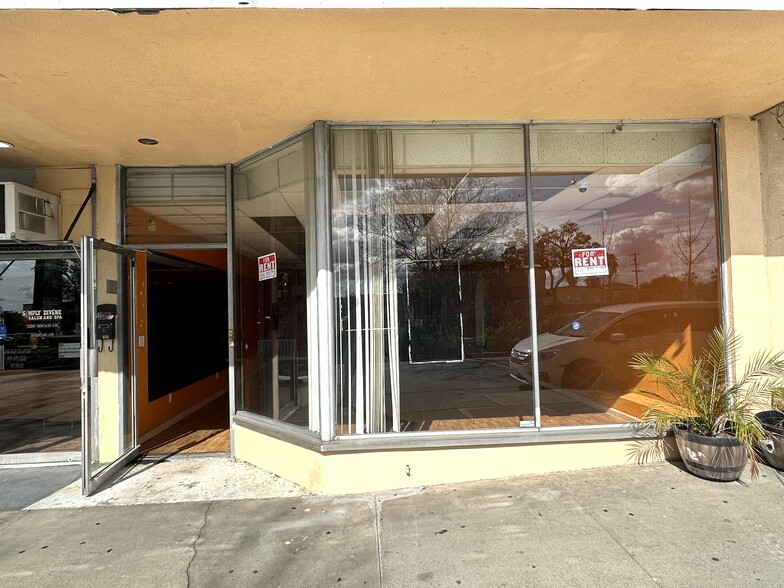 317-321 W Huntington Dr, Monrovia, CA for lease - Building Photo - Image 2 of 2