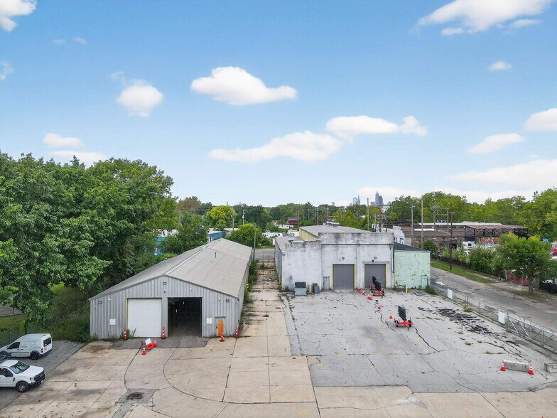 6700 Morgan Ave, Cleveland, OH à vendre - Photo du bâtiment - Image 3 de 11