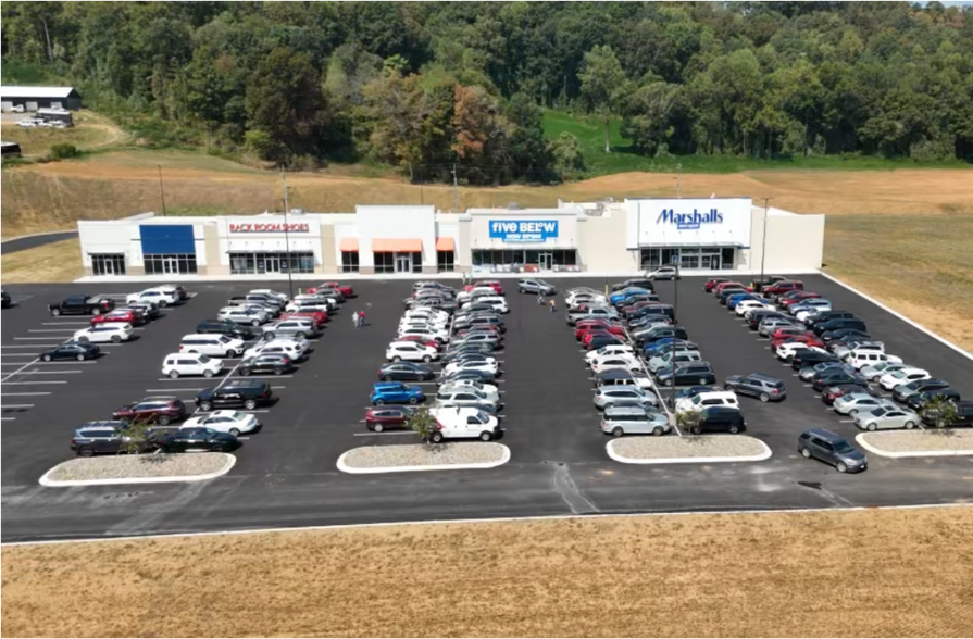 66 Market Terrace Ter, Oneonta, AL à louer - Photo du bâtiment - Image 2 de 9