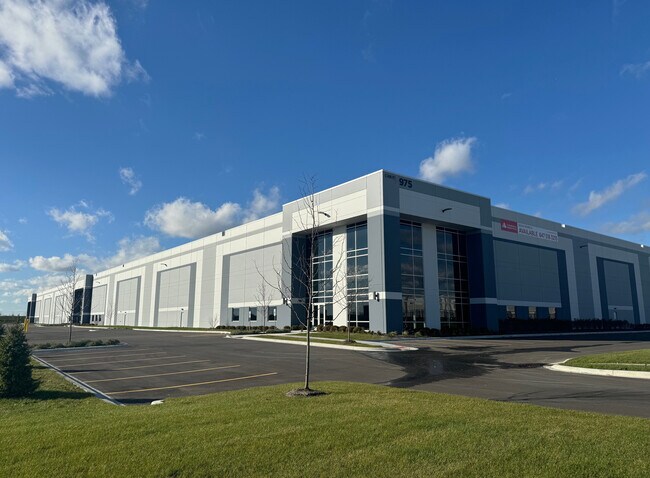 Plus de détails pour 975 Belle Ln, Bolingbrook, IL - Industriel à louer