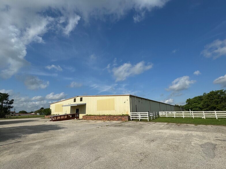 2520 Highway 304, Smithville, TX for sale - Building Photo - Image 1 of 10