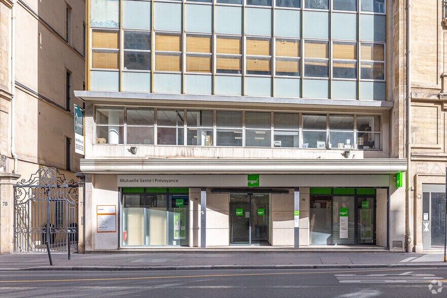 Rue Saint-Lazare, Paris for lease - Building Photo - Image 3 of 4