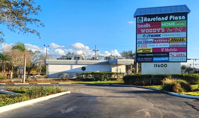 7850 Roseland Rd, Sebastian, FL à louer - Photo du bâtiment - Image 3 de 6