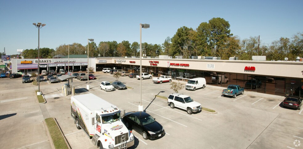 2509 E FM-1960, Houston, TX à louer - Photo du bâtiment - Image 1 de 2