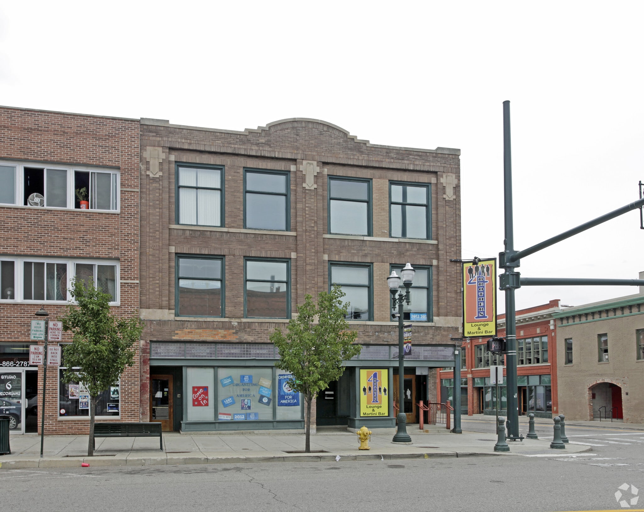 2-4 N Saginaw St, Pontiac, MI for sale Primary Photo- Image 1 of 19