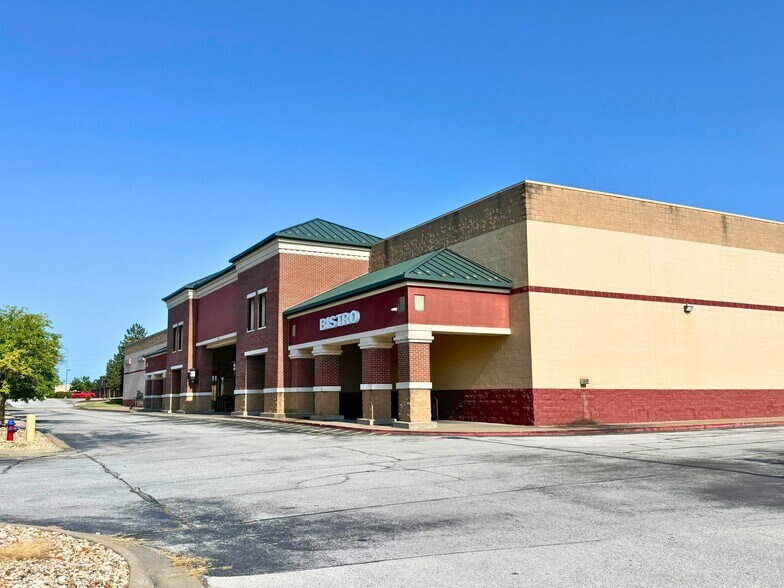 2021 W Republic Rd, Springfield, MO à vendre - Photo du bâtiment - Image 3 de 8