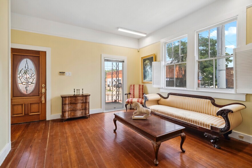 8704 Oak St, New Orleans, LA à louer - Photo intérieure - Image 3 de 11
