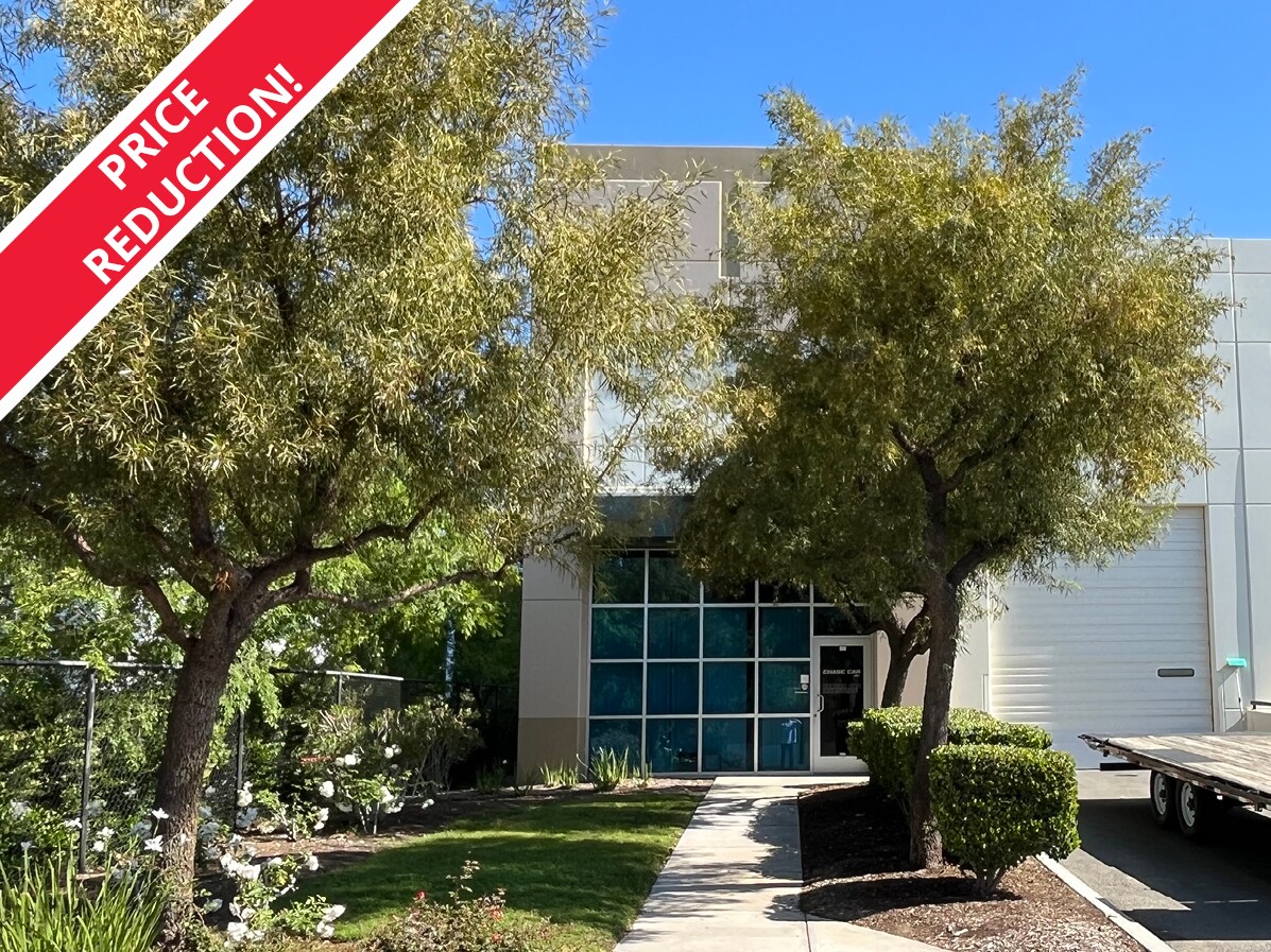 28301-28315 Constellation Rd, Valencia, CA à vendre Photo du bâtiment- Image 1 de 1