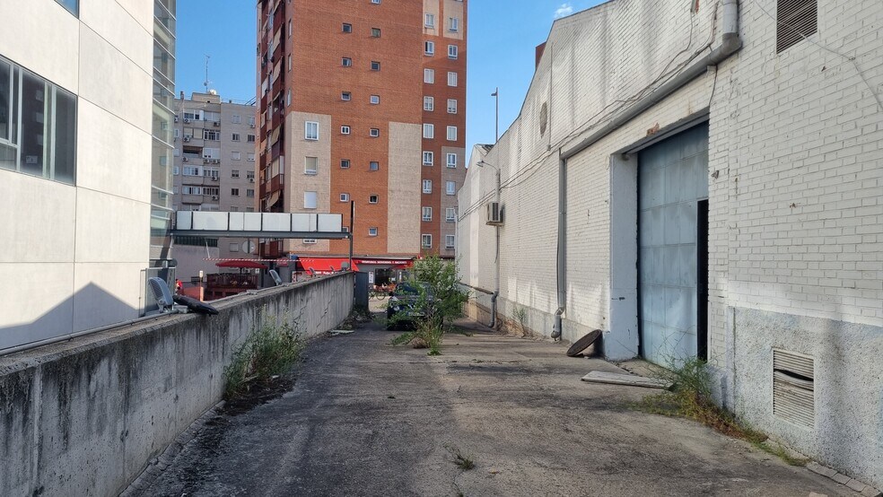 Terrain dans Móstoles, Madrid à vendre - Photo du bâtiment - Image 2 de 9